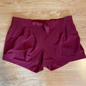 Lululemon spring break away shorts